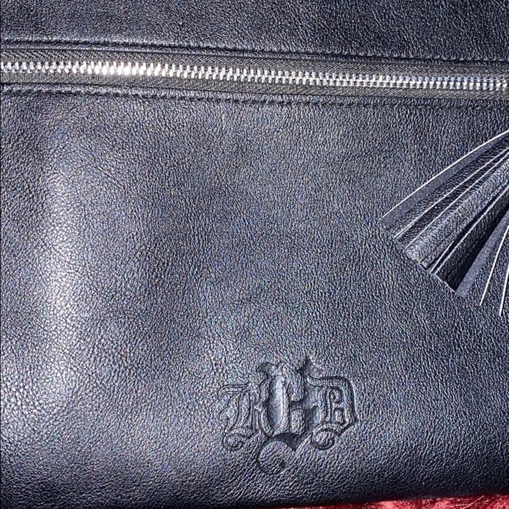 AKD vegan Leather black zipper clutch